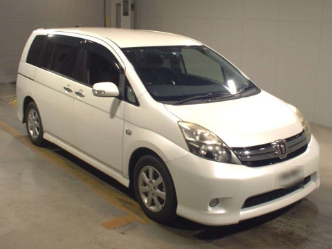 2012 Toyota Isis ZGM10W[2]