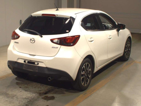 2015 Mazda Demio DJ5FS[1]