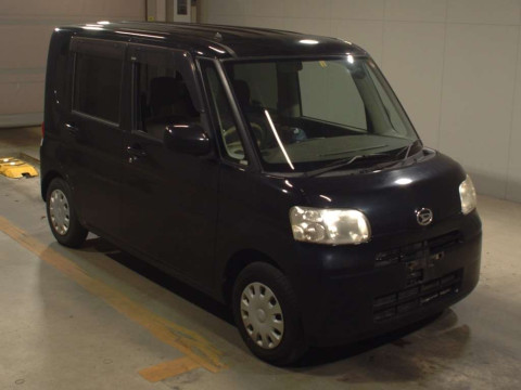 2010 Daihatsu Tanto L375S[2]