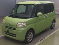 2011 Daihatsu Tanto