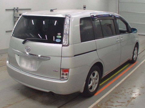 2013 Toyota Isis ZGM11G[1]