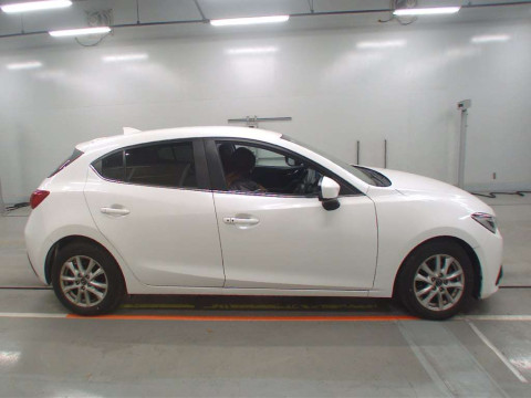 2016 Mazda Axela Sport BM5FS[2]