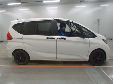 2023 Honda Freed GB5[2]