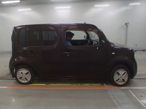 2012 Nissan Cube Z12[2]