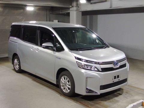 2020 Toyota Voxy ZWR80G[2]