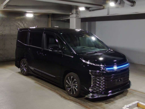 2024 Toyota Voxy ZWR90W[2]