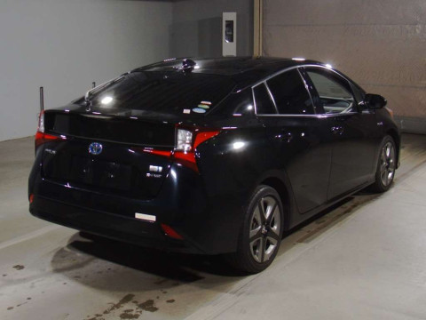 2020 Toyota Prius ZVW55[1]