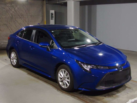 2020 Toyota Corolla Sedan ZWE211[2]