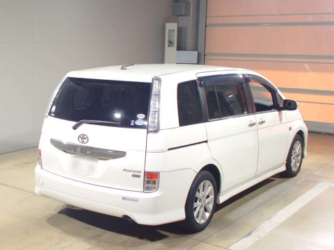 2012 Toyota Isis ZGM11W[1]