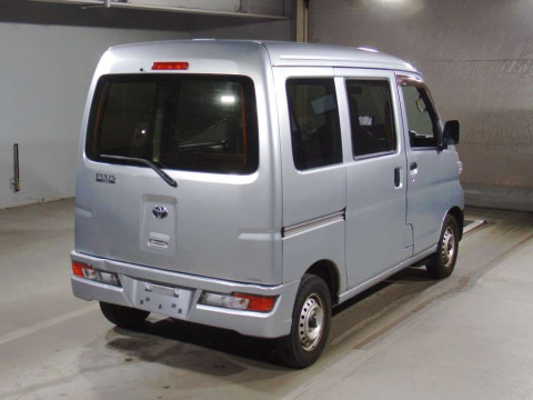 2017 Toyota Pixis Van S321M[1]