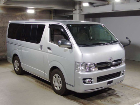 2005 Toyota Hiace Van TRH200V[2]