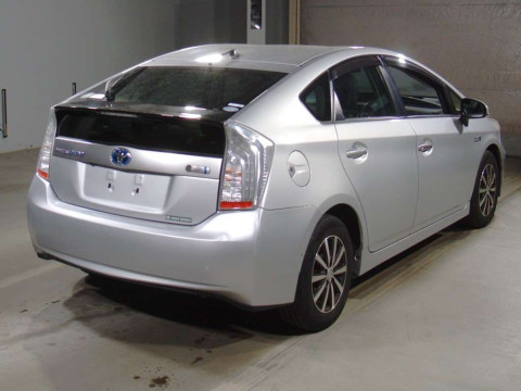 2012 Toyota Prius PHV ZVW35[1]