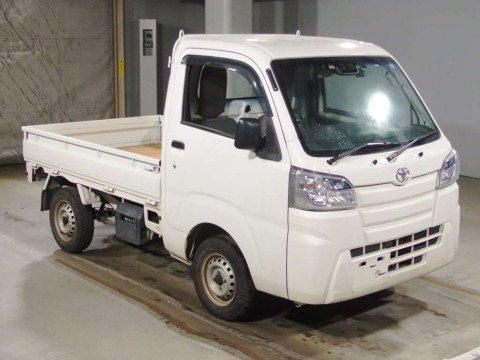 2021 Toyota Pixis Truck S500U[2]