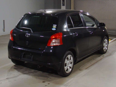 2005 Toyota Vitz SCP90[1]