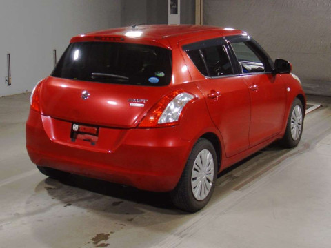 2014 Suzuki Swift ZC72S[1]