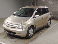 2004 Toyota IST