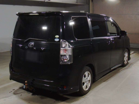 2008 Toyota Voxy ZRR75G[1]