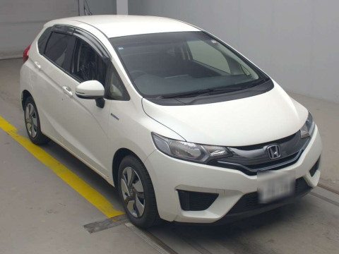 2014 Honda Fit Hybrid GP5[2]