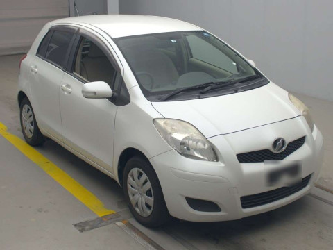 2009 Toyota Vitz KSP90[2]