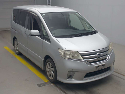 2011 Nissan Serena FC26[2]