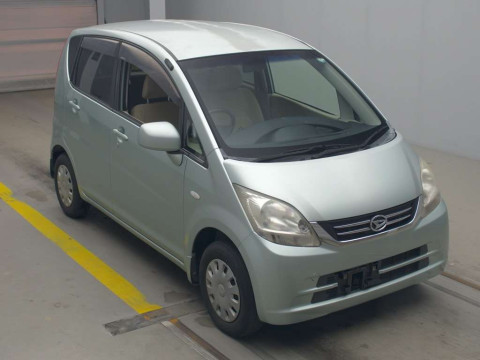 2010 Daihatsu Move L175S[2]