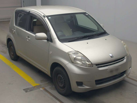 2010 Toyota Passo KGC10[2]