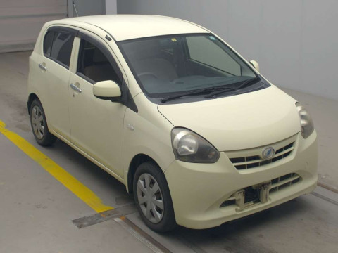 2012 Daihatsu Mira es LA300S[2]