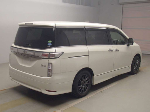 2020 Nissan Elgrand TE52[1]