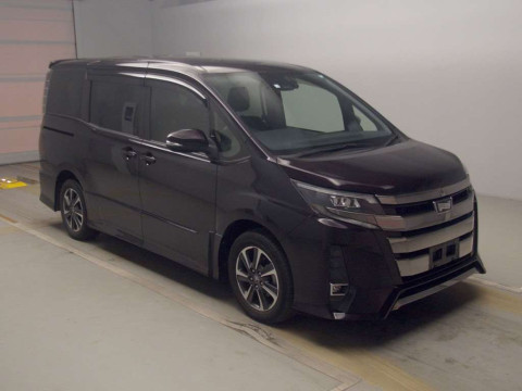 2018 Toyota Noah ZRR80W[2]