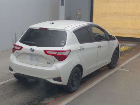 2019 Toyota Vitz NHP130[1]