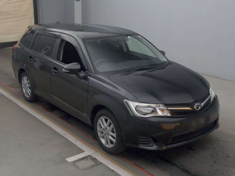 2014 Toyota Corolla Fielder NZE161G[2]