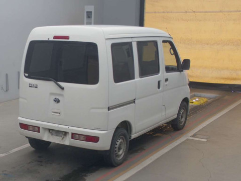 2015 Toyota Pixis Van S331M[1]