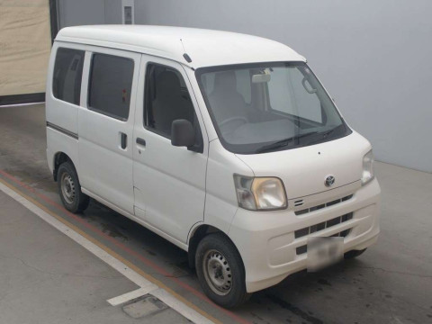 2015 Toyota Pixis Van S331M[2]