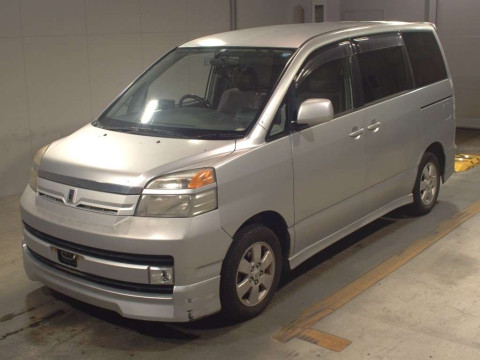 2002 Toyota Voxy AZR60G[0]