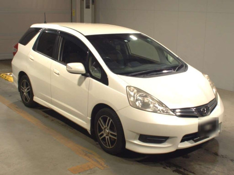 2012 Honda Fit Shuttle GG7[2]