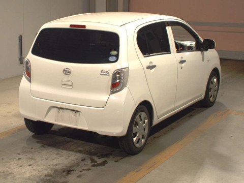 2016 Daihatsu Mira es LA300S[1]