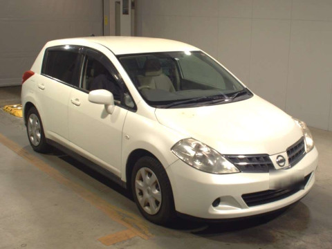 2012 Nissan Tiida C11[2]