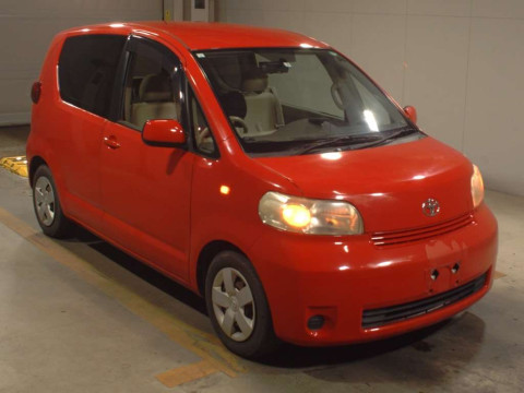 2009 Toyota Porte NNP10[2]