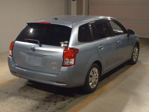 2013 Toyota Corolla Fielder NKE165G[1]