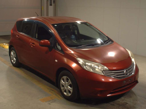 2013 Nissan Note E12[2]