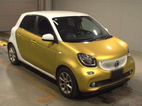 2015 Smart Smart ForFour 453042[2]