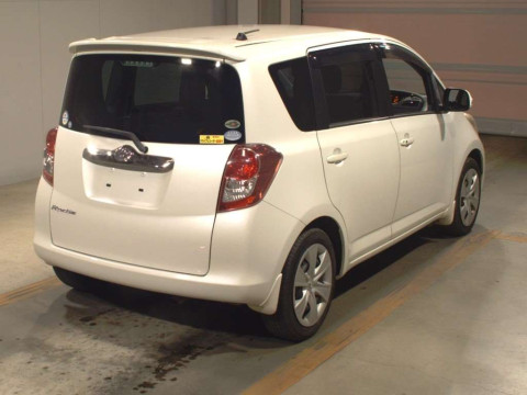 2010 Toyota Ractis NCP100[1]