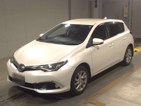 2016 Toyota Auris NZE184H[0]