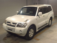 2004 Mitsubishi Pajero