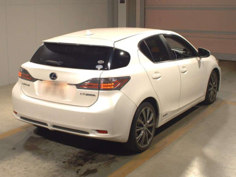 2011 Lexus CT ZWA10[1]