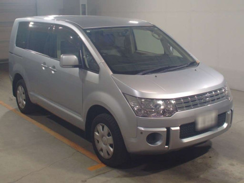 2008 Mitsubishi Delica D5 CV5W[2]