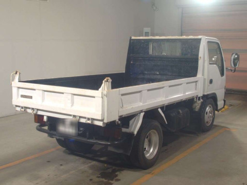 2005 Isuzu Elf Truck NKR81AD[1]