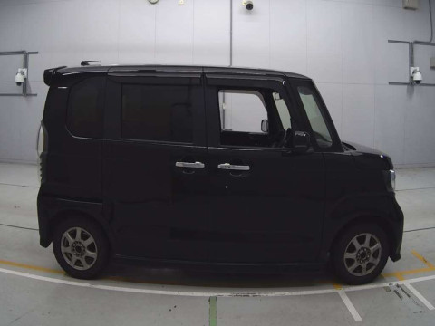 2020 Honda N-BOX CUSTOM JF3[2]