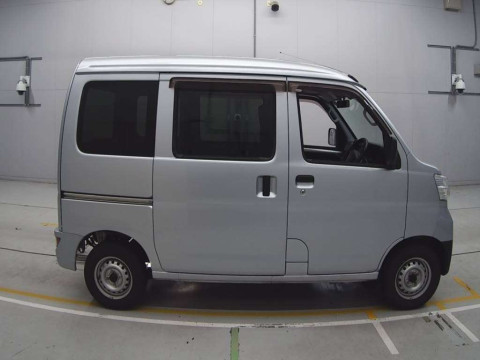 2019 Daihatsu Hijet Cargo S321V[2]