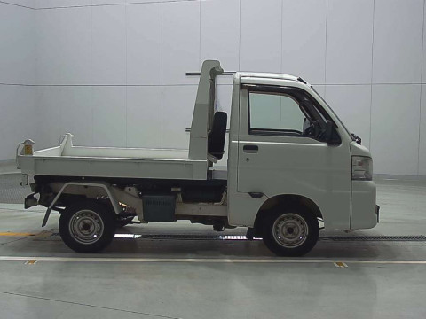 2014 Daihatsu Hijet Truck S211P[2]